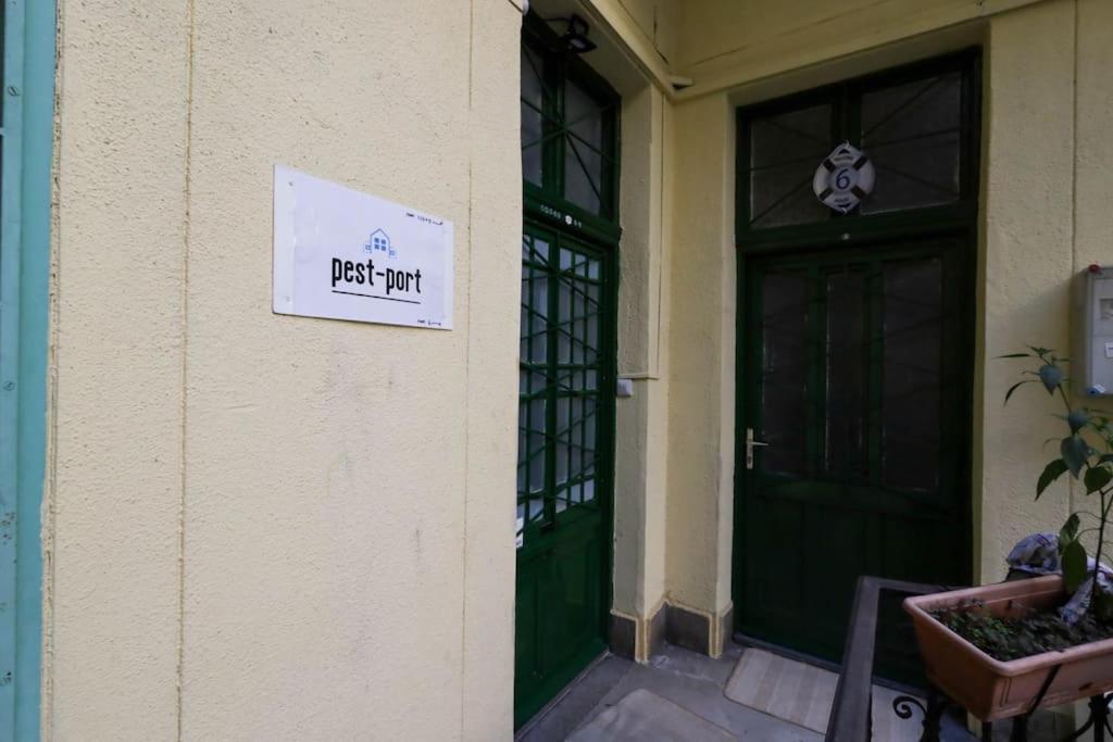 Pest-port Private Room-6 Appartamento